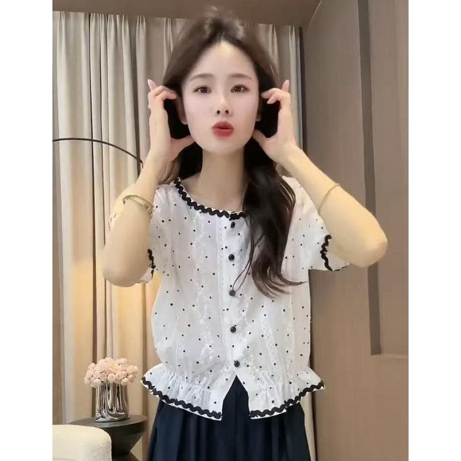 달콤함 배색 레이스 자수 도트 무늬 라운드 넥 거품 소매 여성 셔츠 여름 2026 패션 연령 감소 싱글 줄 버튼 맨위 상세 이미지 2