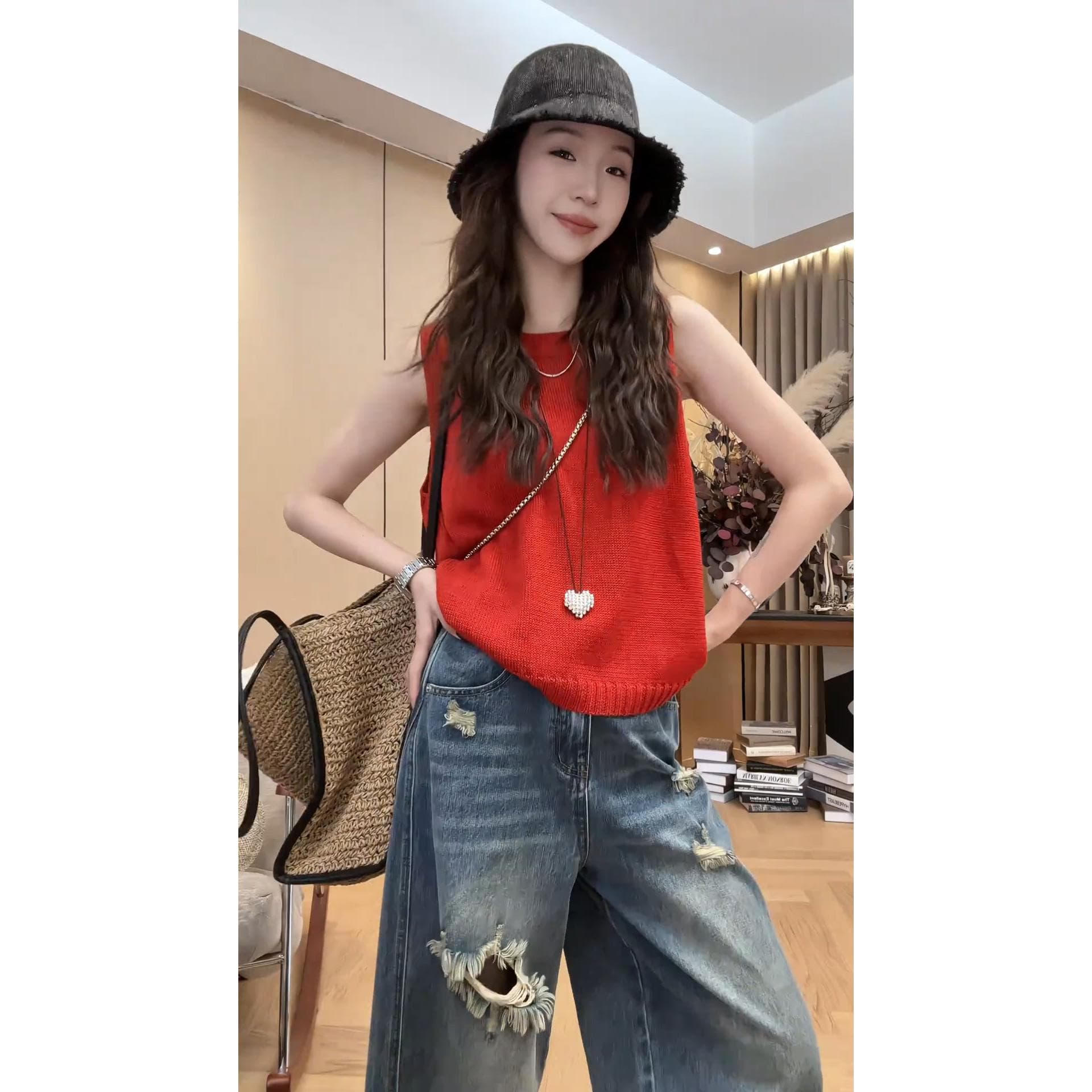 2026 여름 새로운 외국 가스 패션 여성 세트 민소매 맨위 레트로 찢어진 부분 데님 와이드 레그 팬츠 투피스 세트 이미지 4