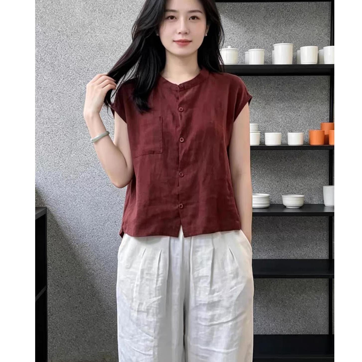 문예 레트로 고급 센스 긍정적 인 어깨 민소매 조끼 여성 셔츠 여름 2026 새로운 품격 슬림해 보이는 작은 셔츠 맨위
