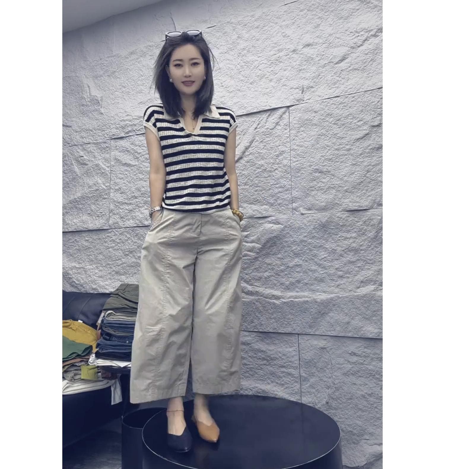POLO 칼라 스트라이프 니트 반팔 맨위 여성 여름 새로운 디자인 센스 프랑스식 품격 고급 센스 다용도 티셔츠 상세 이미지 4