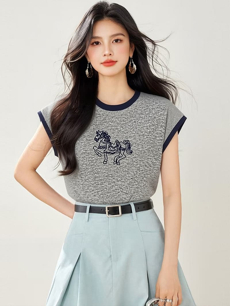 2026 여름 새로운 한 부서 루즈핏 슬림해 보이는 라운드 넥 배색 자수 작은 말 아마 니트 반팔 맨위 상세 이미지 15