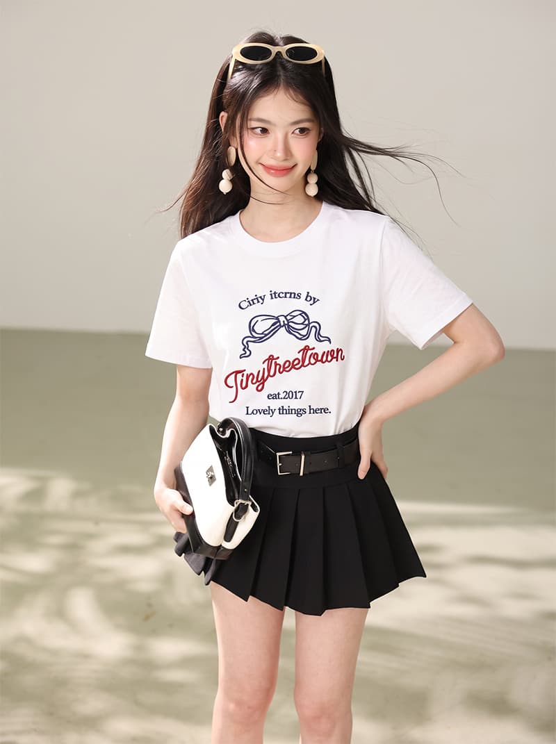 실사 2026 여름 새로운 레트로 나비 매듭 영어 알파벳 프린트 화이트 티셔츠 반팔 슬림해 보이는 마이크로 폭탄 이미지 3