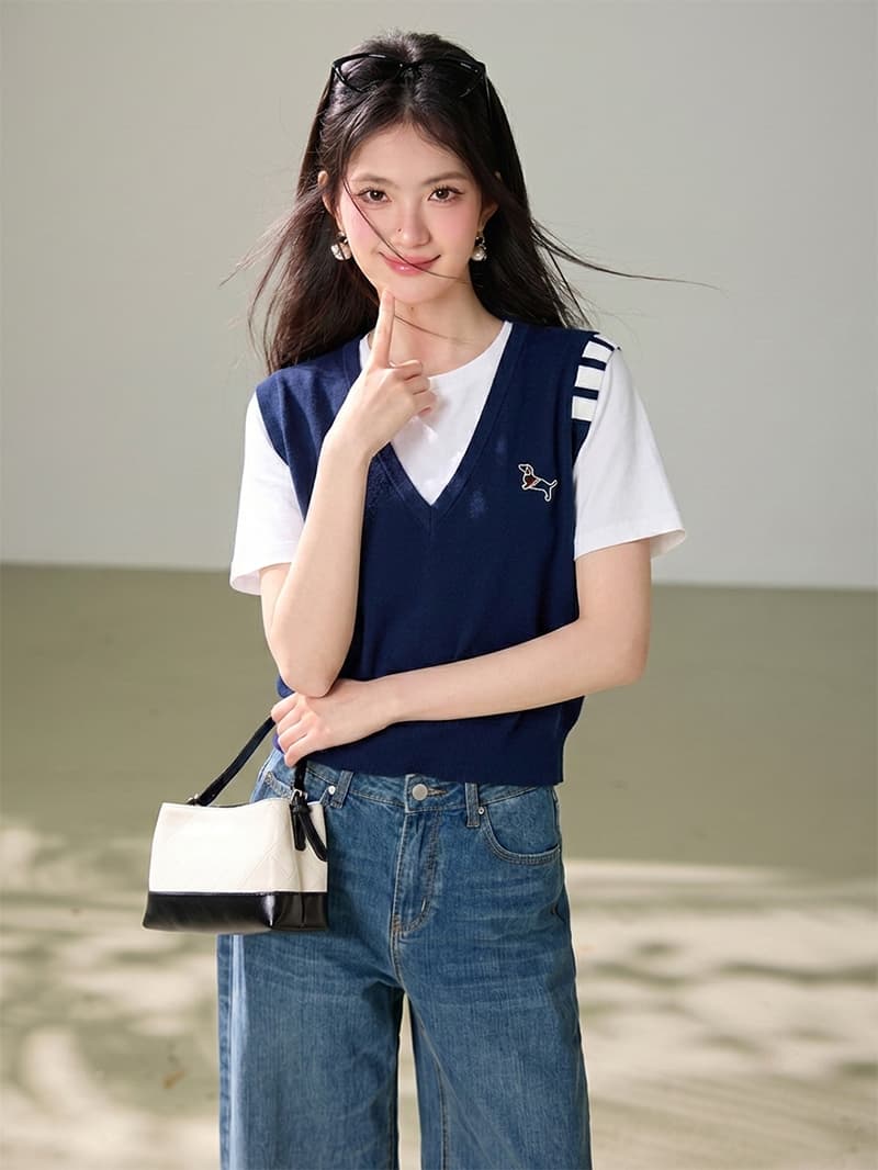 실사 2026 새로운 미니멀리즘 다용도 배색 반팔 티셔츠 여성 강아지 자수 페이크 레이어드 니트 스웨터 상세 이미지 4