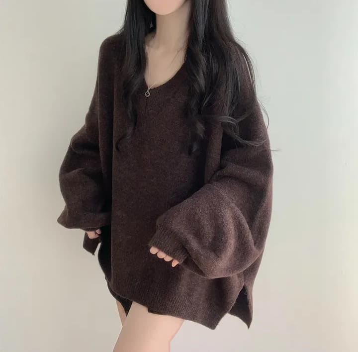 지금 재고 있음 V넥 스웨터 루즈핏 느긋한 보온 풀오버 앞이 짧고 뒤가 길다 밑단 트임 한국 스타일 두꺼움 니트 스웨터 상세 이미지 4