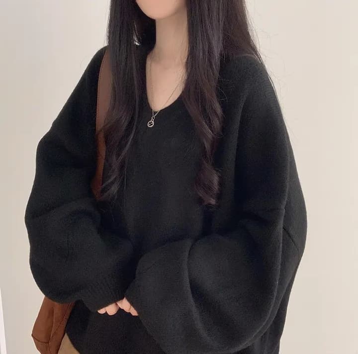 지금 재고 있음 V넥 스웨터 루즈핏 느긋한 보온 풀오버 앞이 짧고 뒤가 길다 밑단 트임 한국 스타일 두꺼움 니트 스웨터 상세 이미지 16