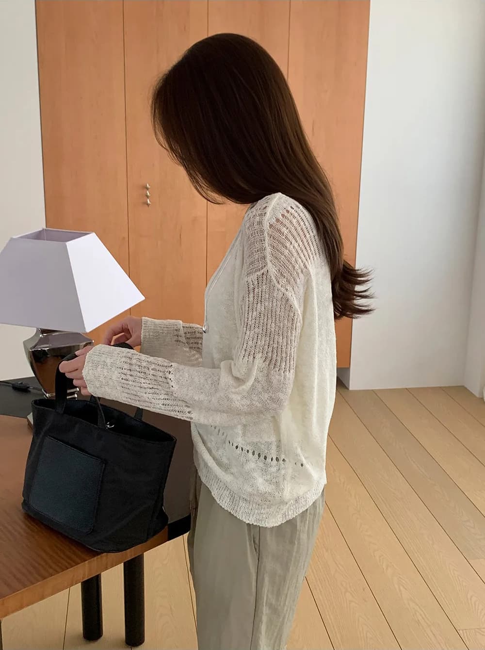 한국 스타일 일본식 루즈핏 니트 단색 중간 길이 홀로우 아웃 라운드 넥 해변 자외선 차단 풀오버 블라우스 얇은 긴팔 스웨터 상세 이미지 29