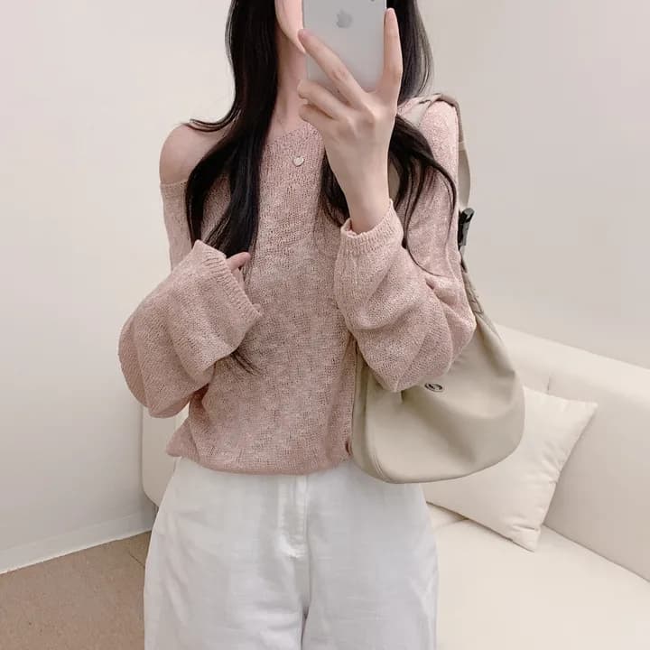 한국 스타일 눈꽃 질감 보트넥 오프숄더 풀오버 단색 니트 스웨터 일본식 얼음 실크 자외선 차단 블라우스 긴팔 스웨터 상세 이미지 4