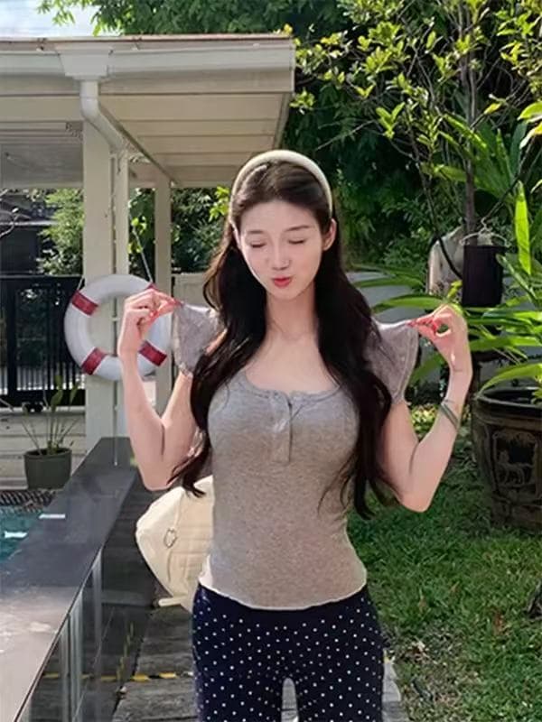 빅 사이즈 여성 의류 이중층 프릴 작은 날다 소매 긍정적 인 어깨 티셔츠 여성 몸매 가꾸기 다용도 맨위 상세 이미지 2