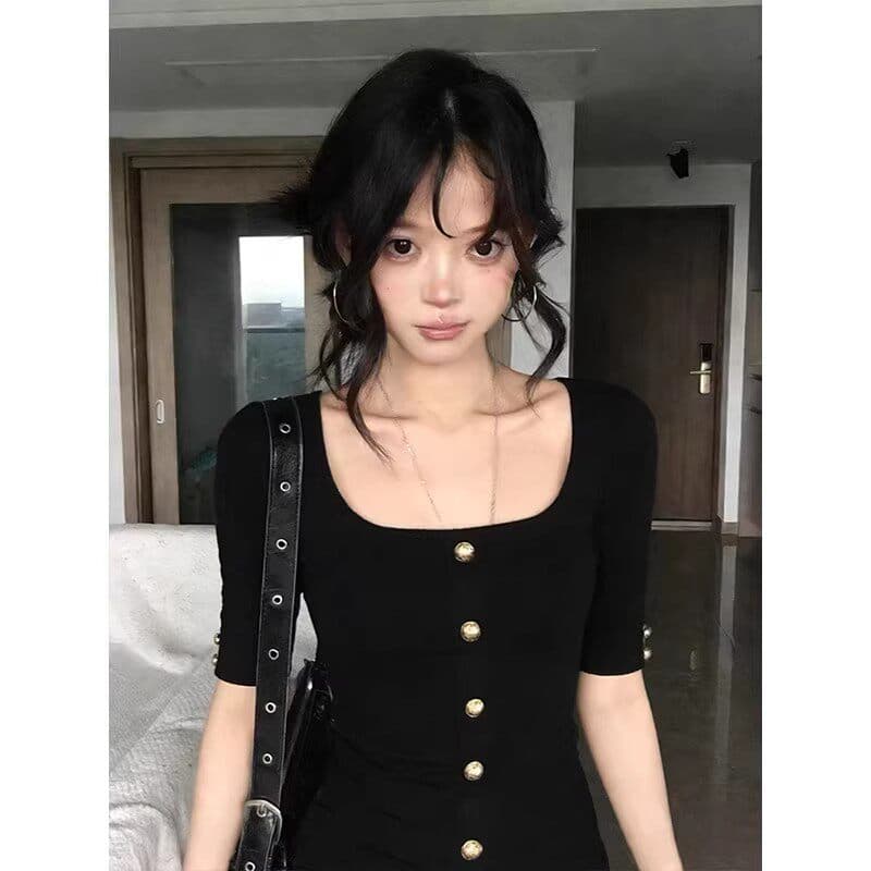 아메리칸 핫걸 광장 칼라 단추 중간 소매 티셔츠 여성 2026 년 여름 새로운 섹시함 성숙한 슬림해 보이는 다용도 맨위 이미지 2