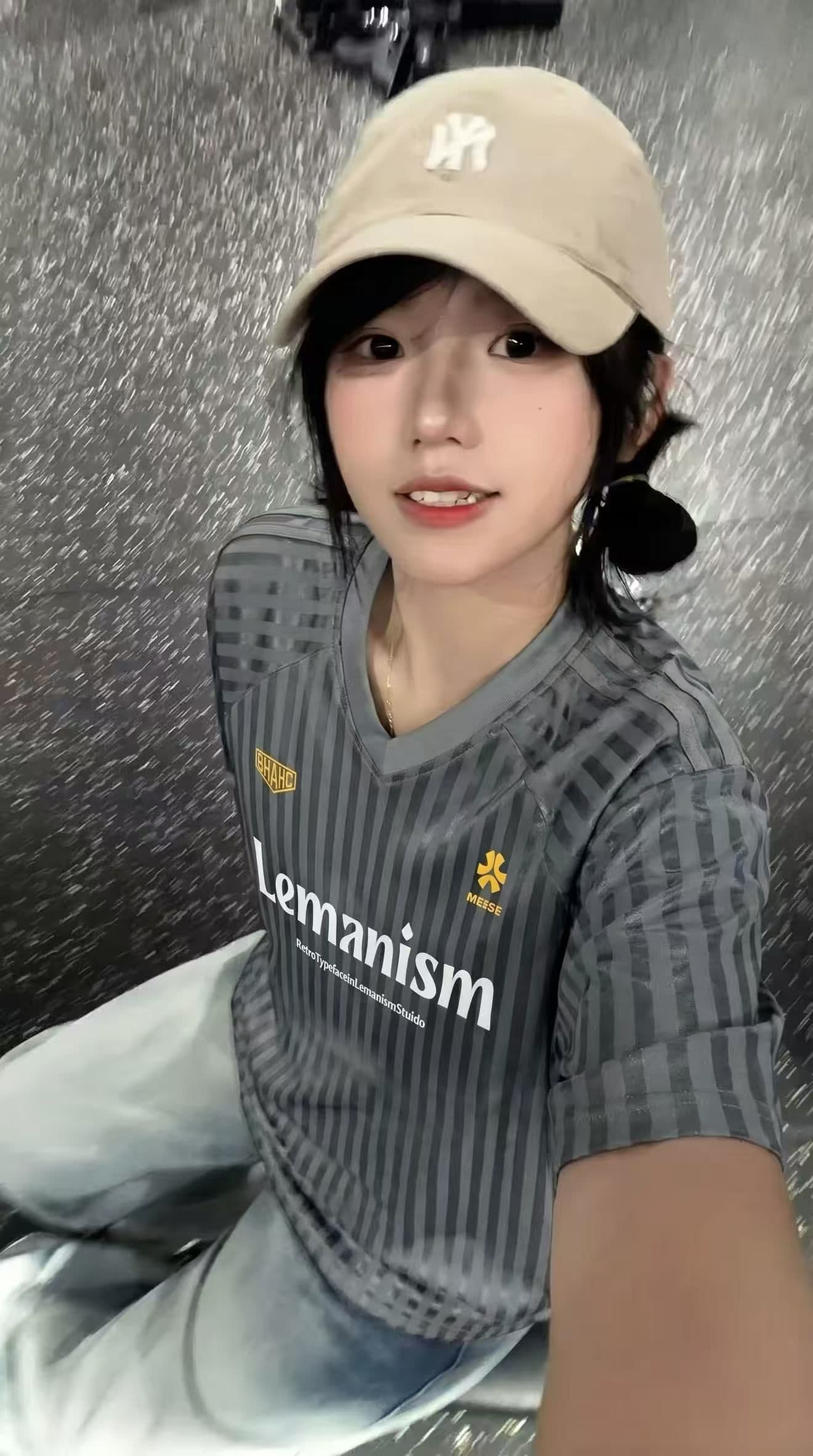 스트라이프 저지 원단 원본 솜씨 아메리칸 높음 거리 스트라이프 반팔 티셔츠 공 서비스 커플 남녀 여름 상세 이미지 8