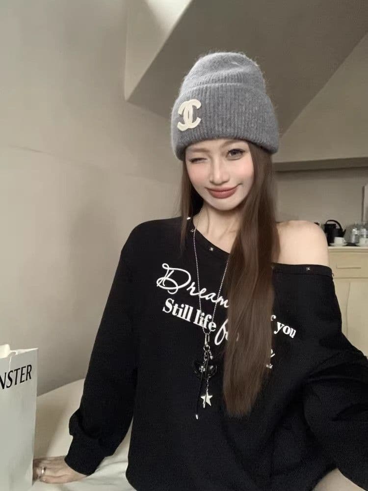 검정색 징 비스듬한 어깨 후드티 여성 가을 루즈핏 오프숄더 맨위 상세 이미지 16
