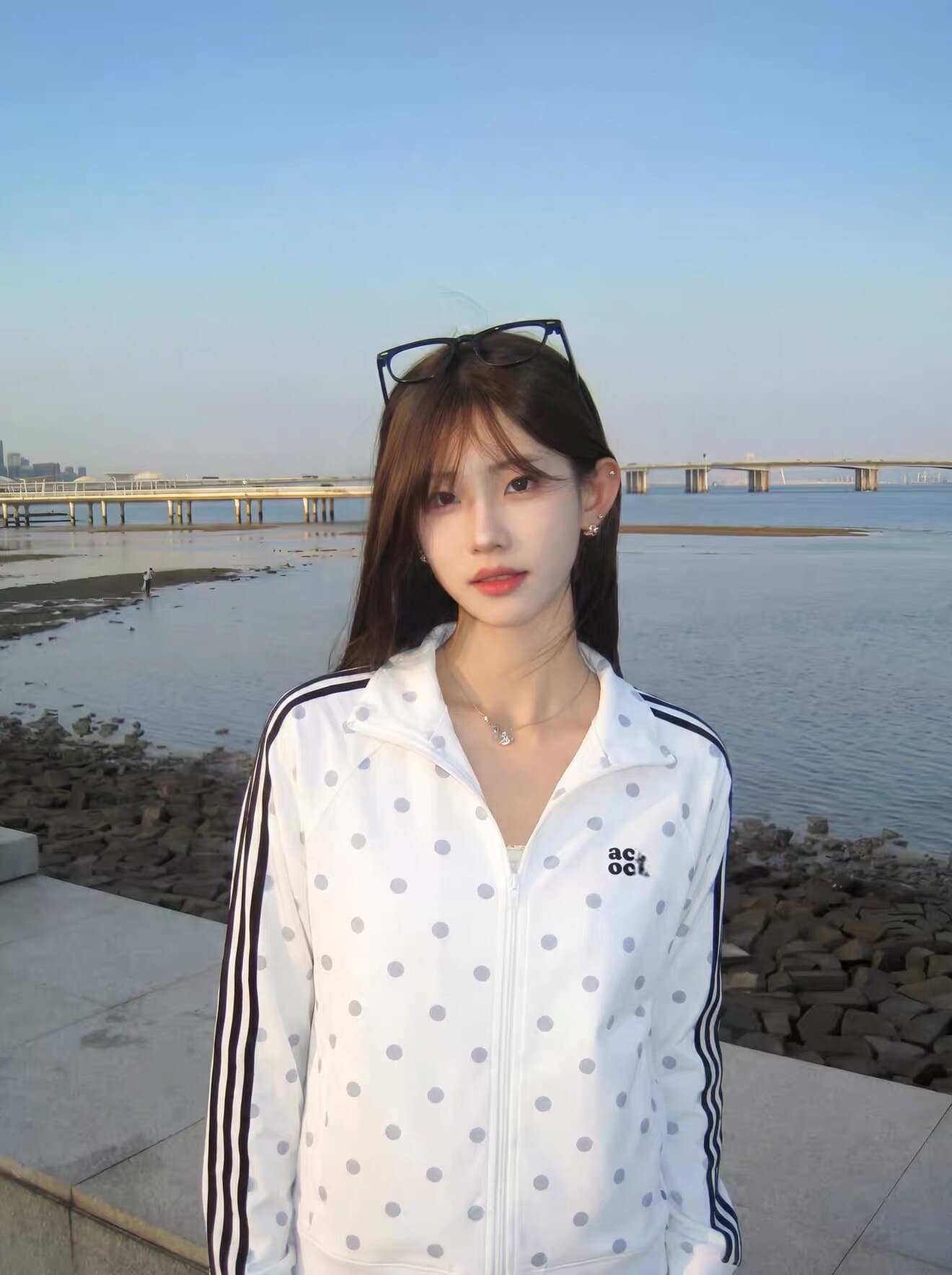 좋은 품질 프린트 도트 무늬 자외선 차단 의류 여성 여름 얇고 가벼운 가정용 외부 방어 자외선 스트라이프 자외선 차단 외투 상세 이미지 5