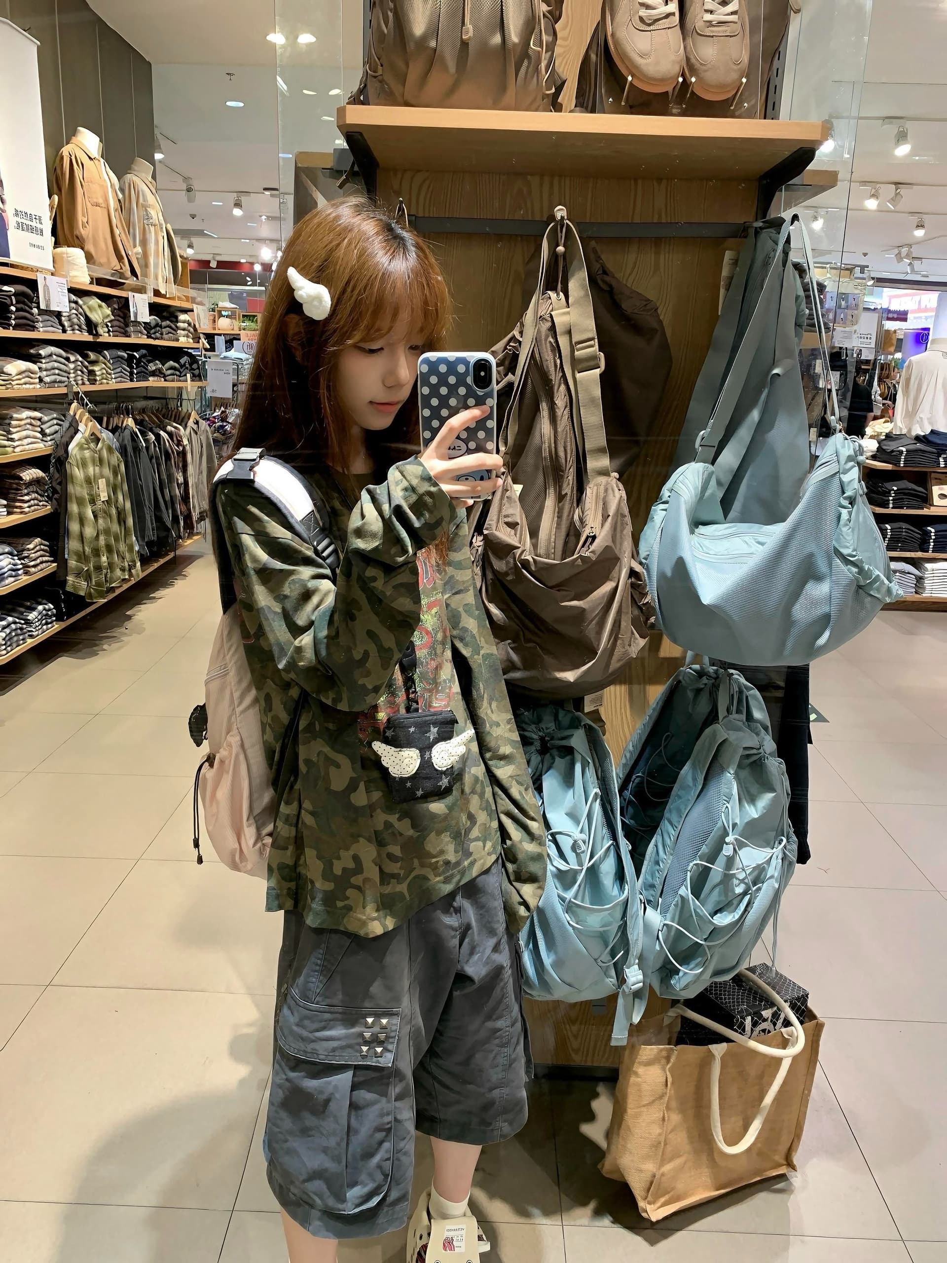 원본 올린 사람 : 에디션 카모플라주 230 크 순면 빗질하다 닫기 긴팔 티셔츠 여성 상세 이미지 8