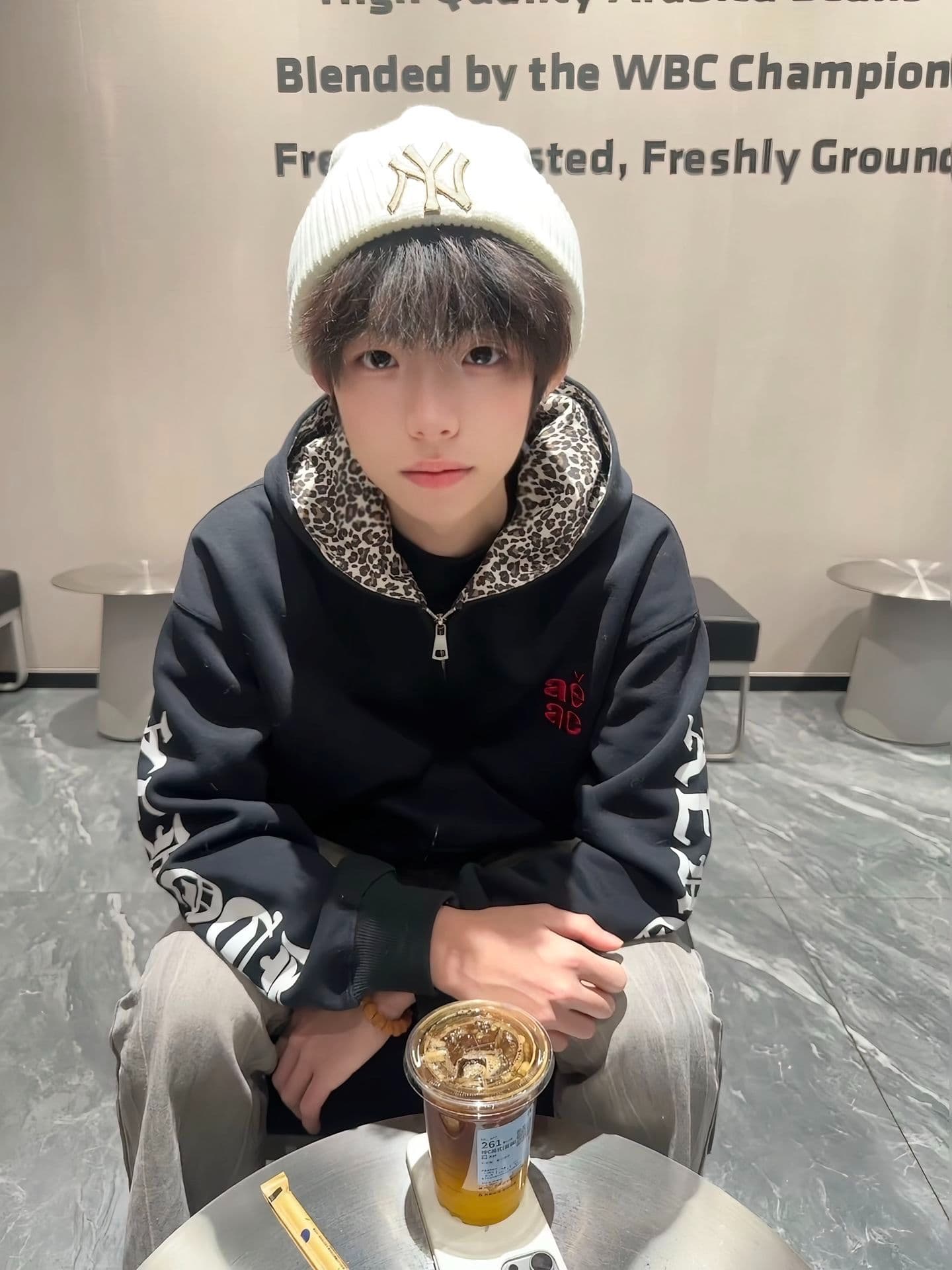 얇은 스타일 털이 있는 원본 솜씨 인사이드 그리기 자수 순수한 Mianhua 면 복합 후드 티 스웨터 여성 이미지 3