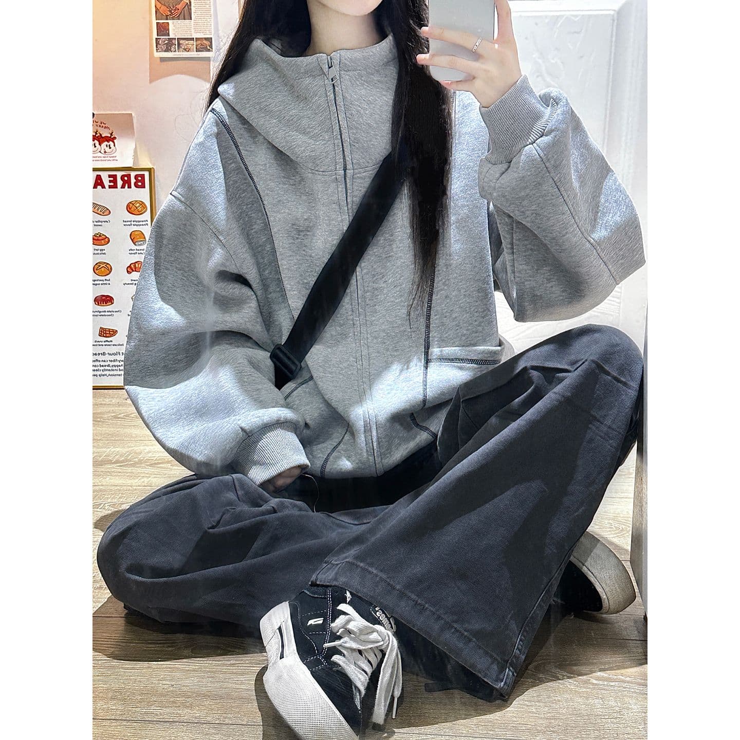 아메리칸 레트로 분할 라인 후드 티 스웨터 여성 2026 새로운 가을 겨울 고급 센스 루즈핏 캐주얼 회색 재킷 상세 이미지 3