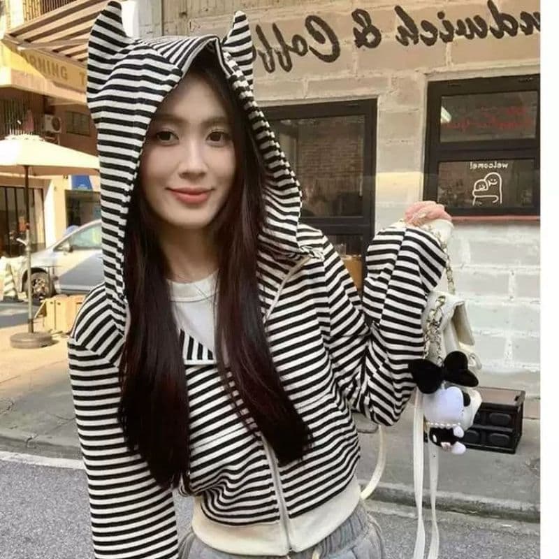 작은 악마 귀 스트라이프 후드 여성 코트 봄 가을 폭발 한 부서 달콤한 매운맛 디자인 센스 몸매 가꾸기 쇼트 스타일 후드티 상세 이미지 4