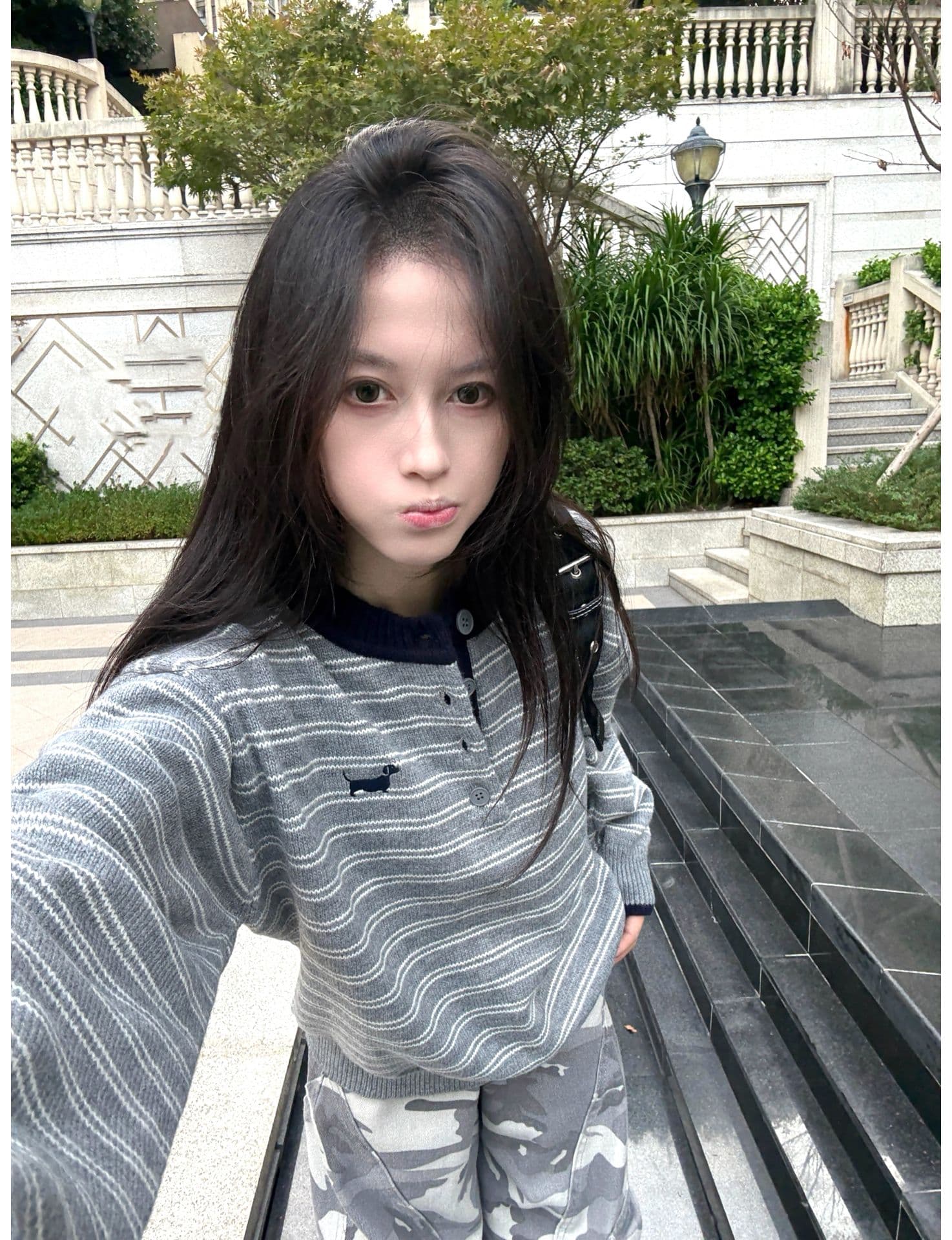 높은 품질 460 그램 자수 주문 표준 두 개의 뿌리 실 북극 플러시 긴팔 스웨터 여자