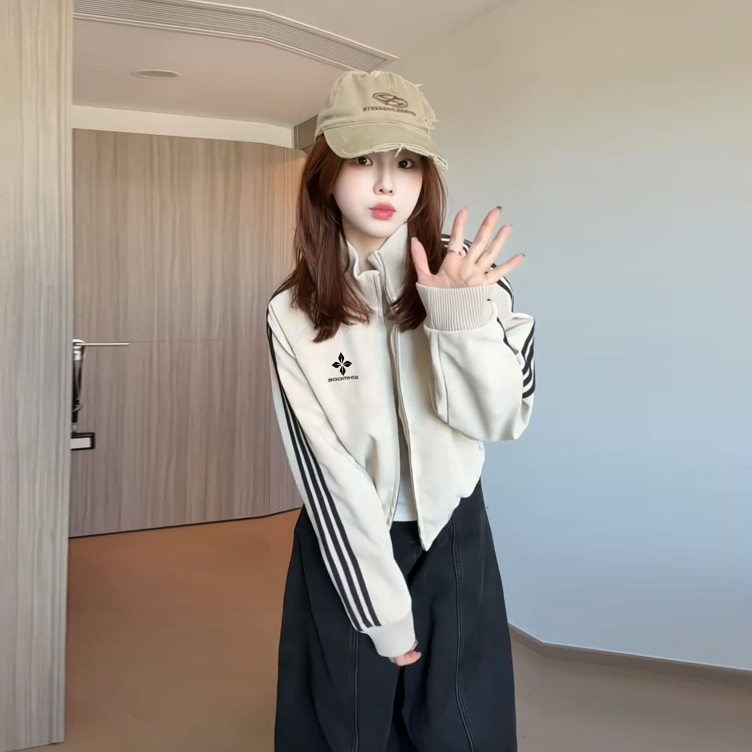 가을 출퇴근 품격 자이언트 잘 생긴 ~ 중 재킷 여성 짧은 운동 스탠드 칼라 다용도 재킷 맨위 트렌디 상세 이미지 2