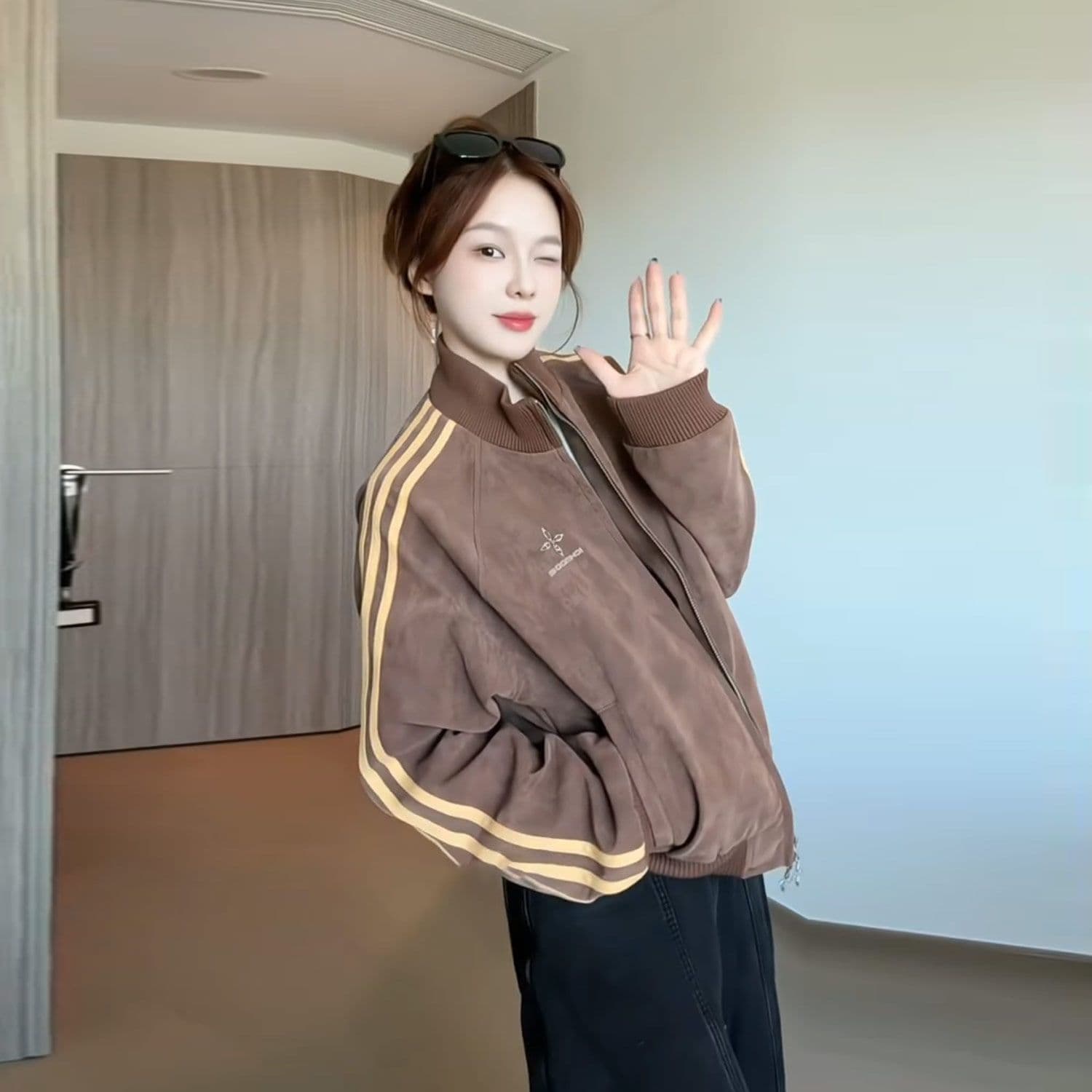 가을 출퇴근 품격 자이언트 잘 생긴 ~ 중 재킷 여성 짧은 운동 스탠드 칼라 다용도 재킷 맨위 트렌디 상세 이미지 4