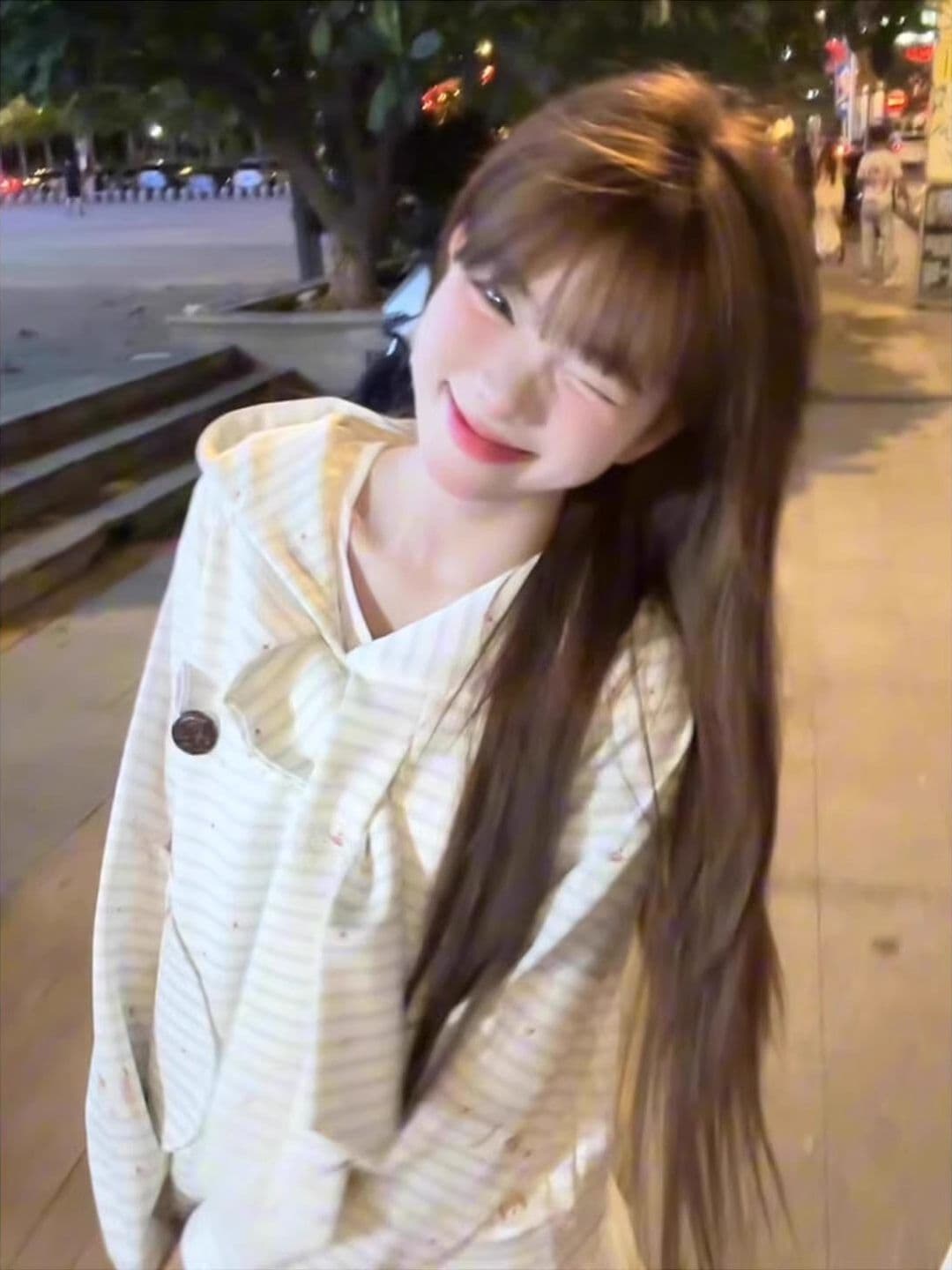 한 부서 달콤한 해피 인쇄 강아지 스트라이프 넥타이 후드 티 스웨터 여성 조기 봄 가을 디자인 센스 고유 한 슈퍼 잘 생긴 맨위 상세 이미지 2