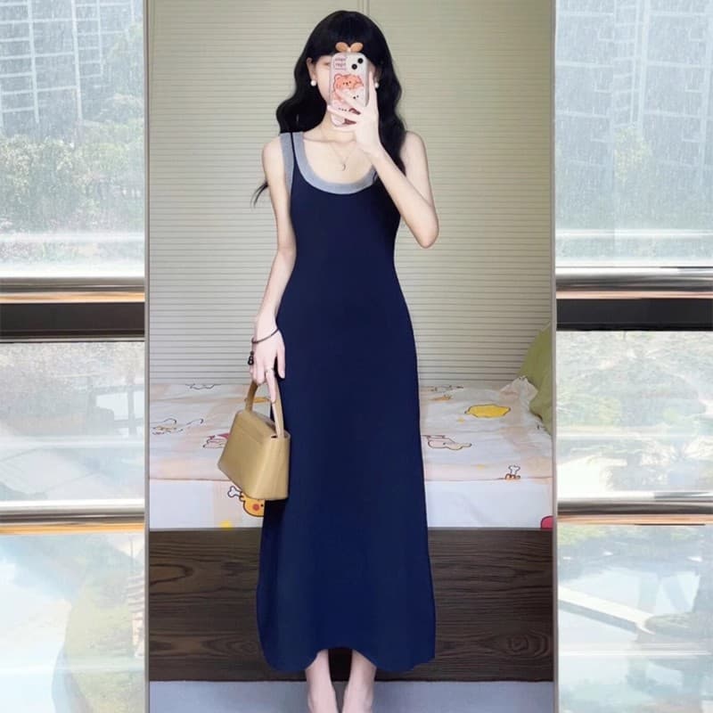 패치워크 색상 니트 민소매 조끼 원피스 새로운 디자인 센스 작은 대중 품격 레트로 u 칼라 슬립 무릎 아래 롱 스커트