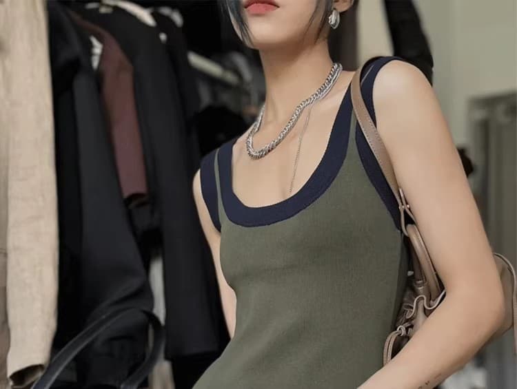 패치워크 색상 니트 민소매 조끼 원피스 새로운 디자인 센스 작은 대중 품격 레트로 u 칼라 슬립 무릎 아래 롱 스커트 상세 이미지 5