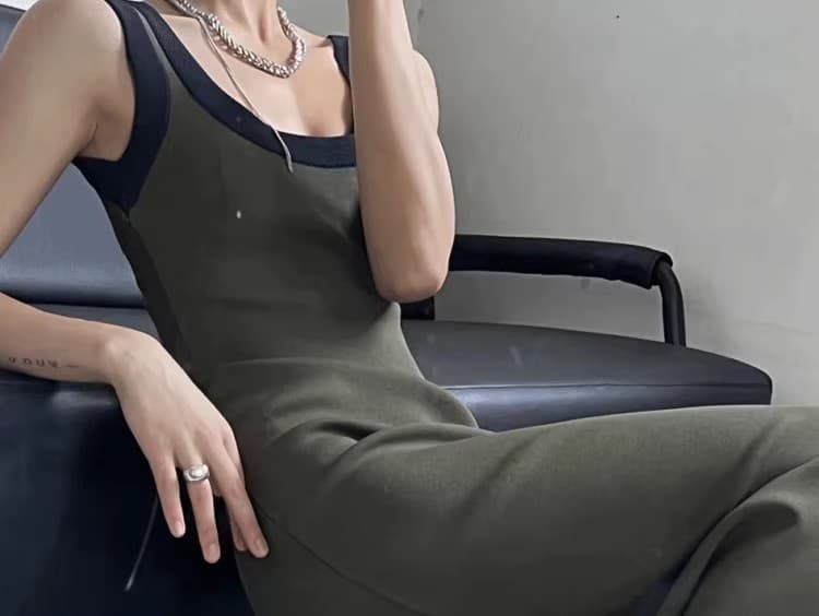 패치워크 색상 니트 민소매 조끼 원피스 새로운 디자인 센스 작은 대중 품격 레트로 u 칼라 슬립 무릎 아래 롱 스커트 상세 이미지 7