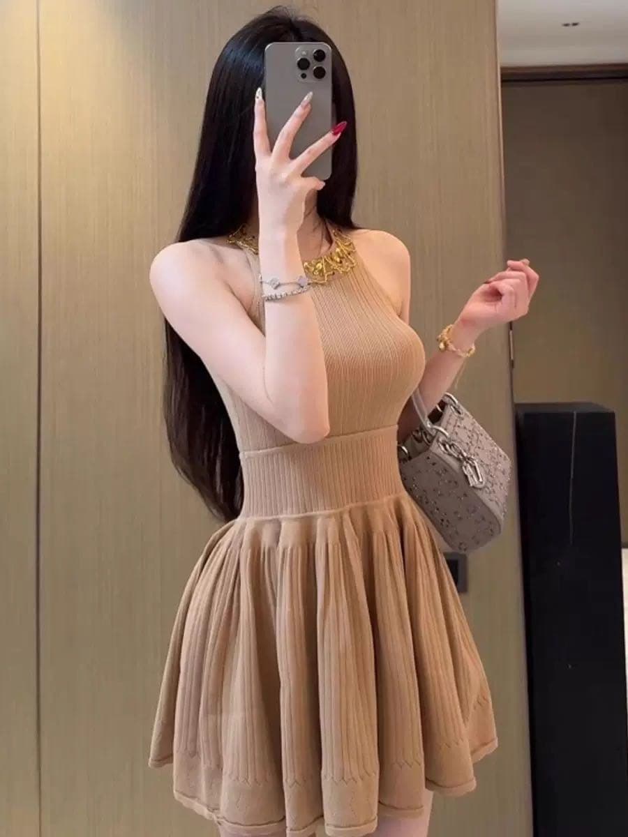 프랑스식 명문 여성 로얄 자매 천 금빛 바람 민소매 행침 목 무거운 작업 스팽글 비즈 허리 수축 조끼 니트 예복 치마 여성 여름