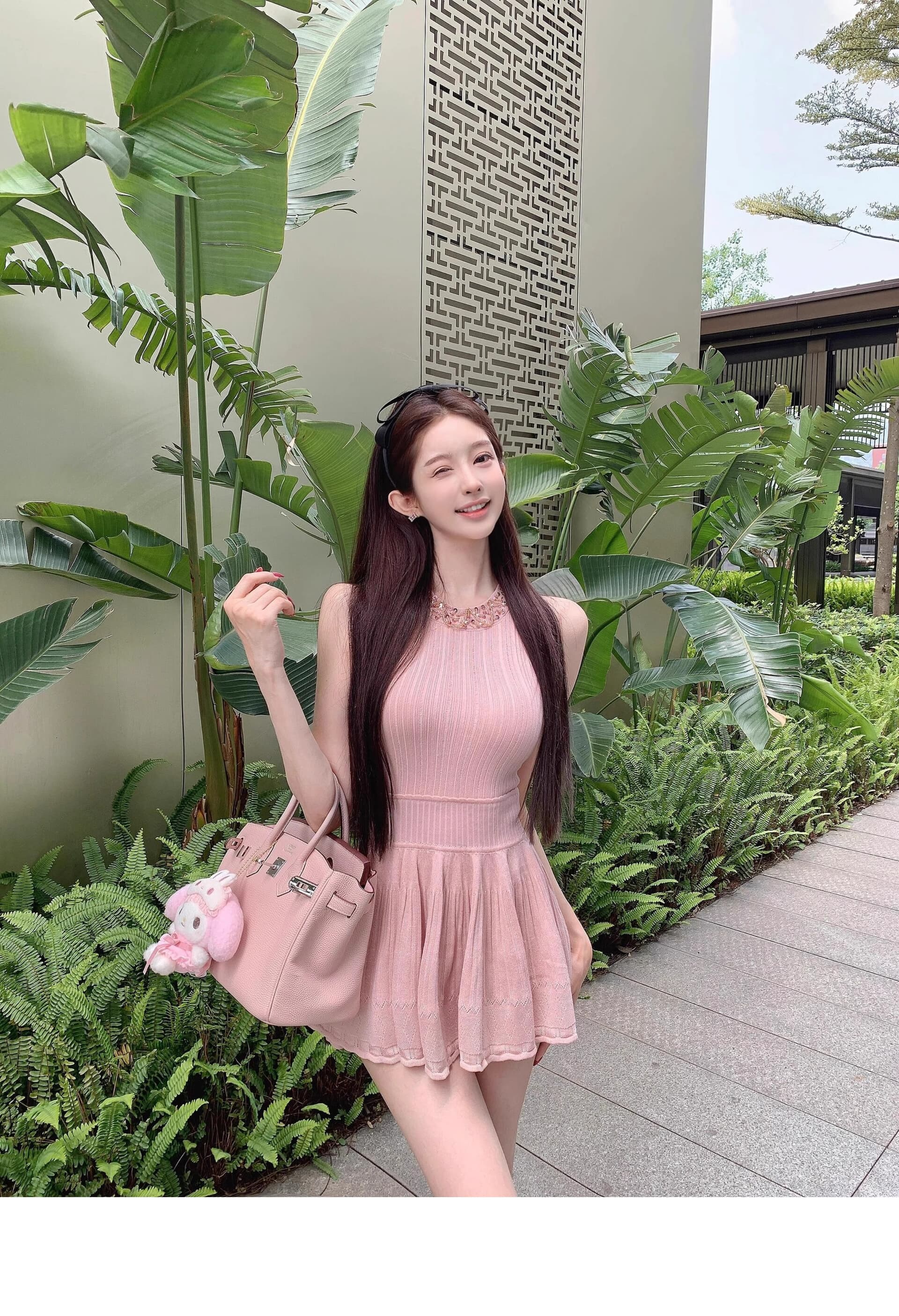 프랑스식 명문 여성 로얄 자매 천 금빛 바람 민소매 행침 목 무거운 작업 스팽글 비즈 허리 수축 조끼 니트 예복 치마 여성 여름 상세 이미지 11