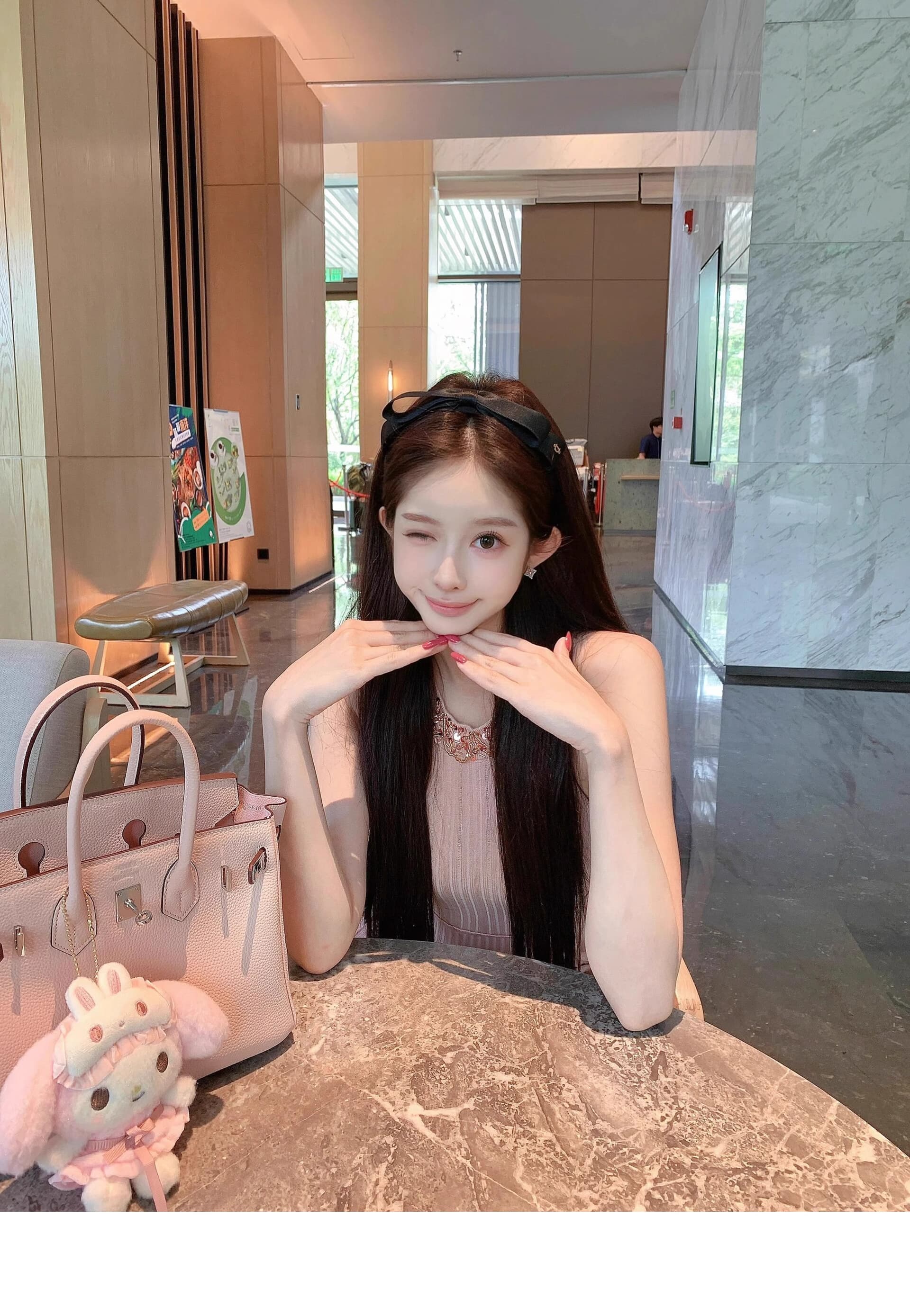 프랑스식 명문 여성 로얄 자매 천 금빛 바람 민소매 행침 목 무거운 작업 스팽글 비즈 허리 수축 조끼 니트 예복 치마 여성 여름 상세 이미지 14