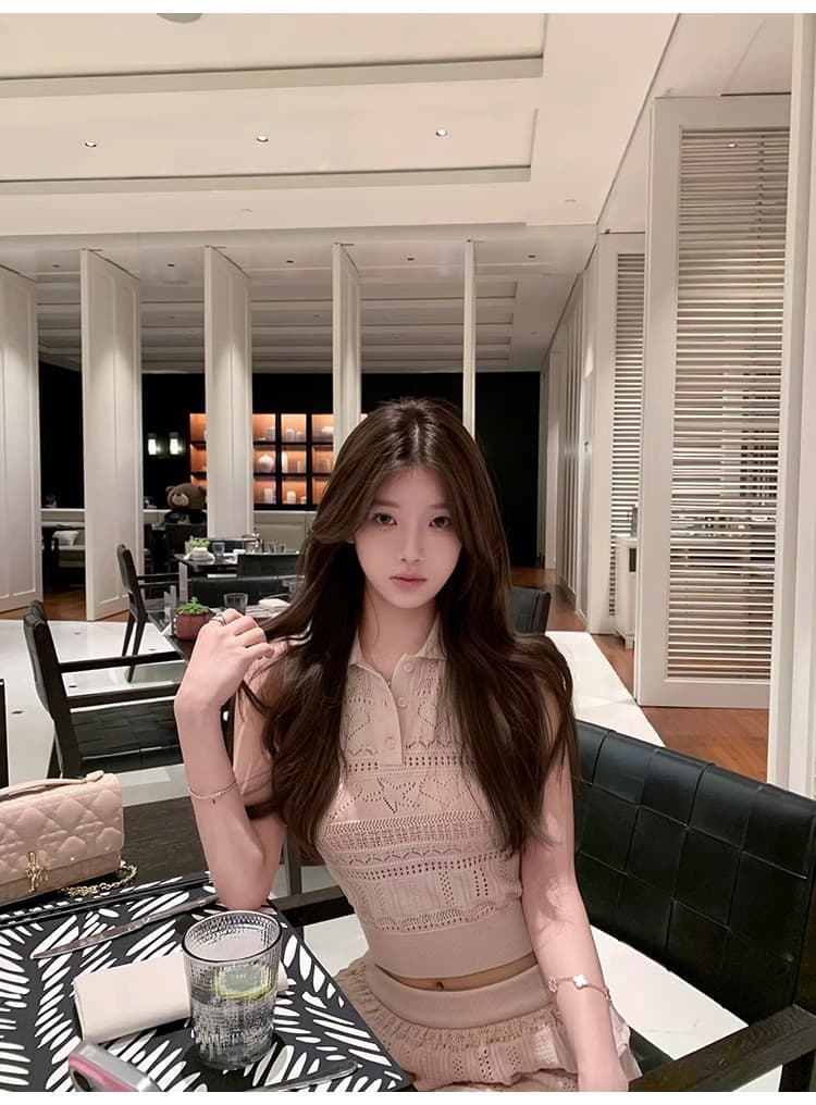 프랑스식 화이트 홀로우 아웃 자수 POLO 칼라 민소매 니트 조끼 미니 스커트 두 조각 여성 세트 여름 다용도 품격 세트 상세 이미지 7