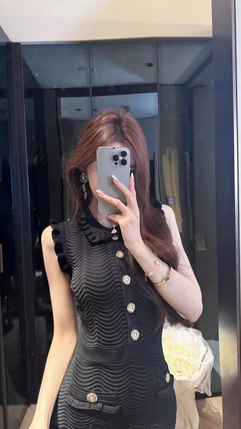 2026 여름 새로운 물결무늬 곡물 프랑스식 프릴 베이비 칼라 인어 꼬리 니트 민소매 조끼 여성 드레스 상세 이미지 10