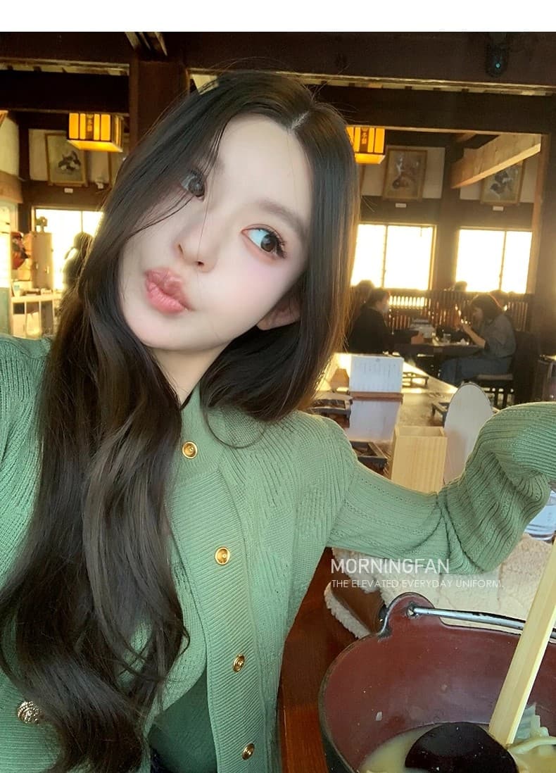 안녕하세요. 팬 팬 사자 머리 골드 버클 니트 카디건 코트 조끼 타이트 스커트 반신 스커트 여성 가을 3종 세트 상세 이미지 37