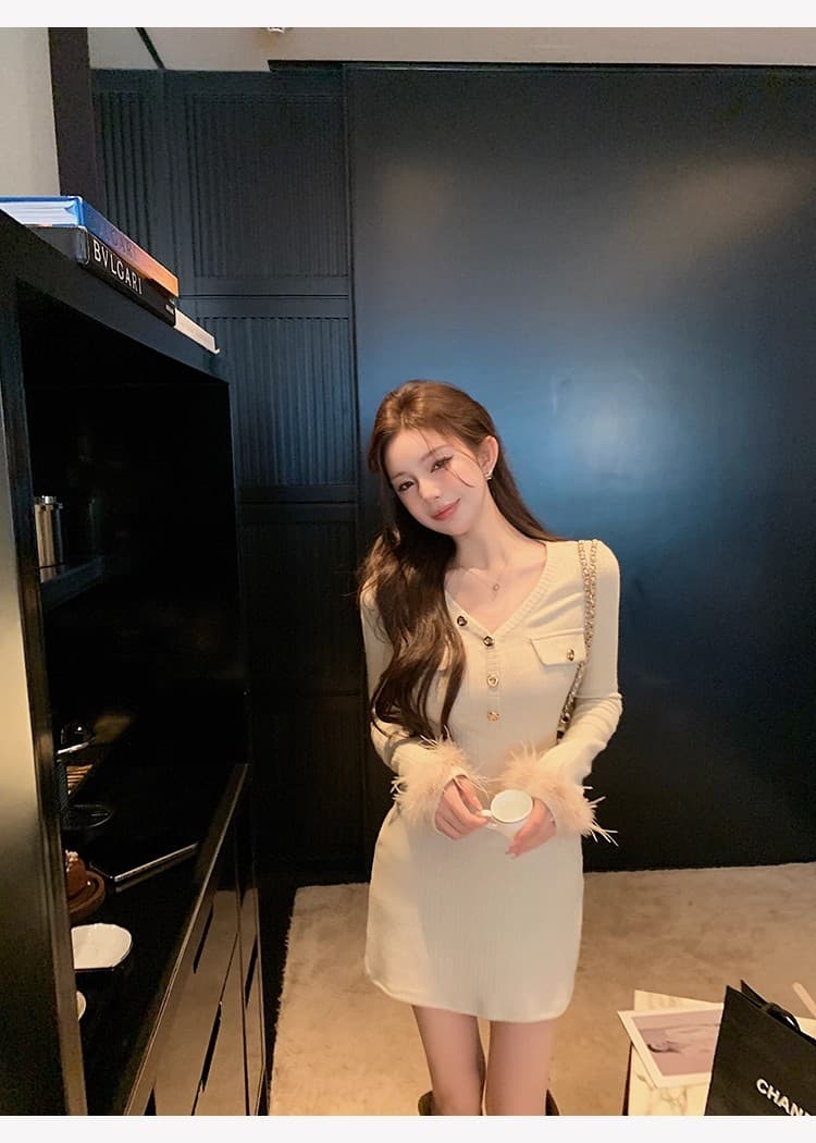 치우 고기 야오 화이트 털 머리 소매 샤오시엔 V넥 니트 여성 드레스 가을 새로운 몸매 가꾸기 품격 타이트 스커트 상세 이미지 15