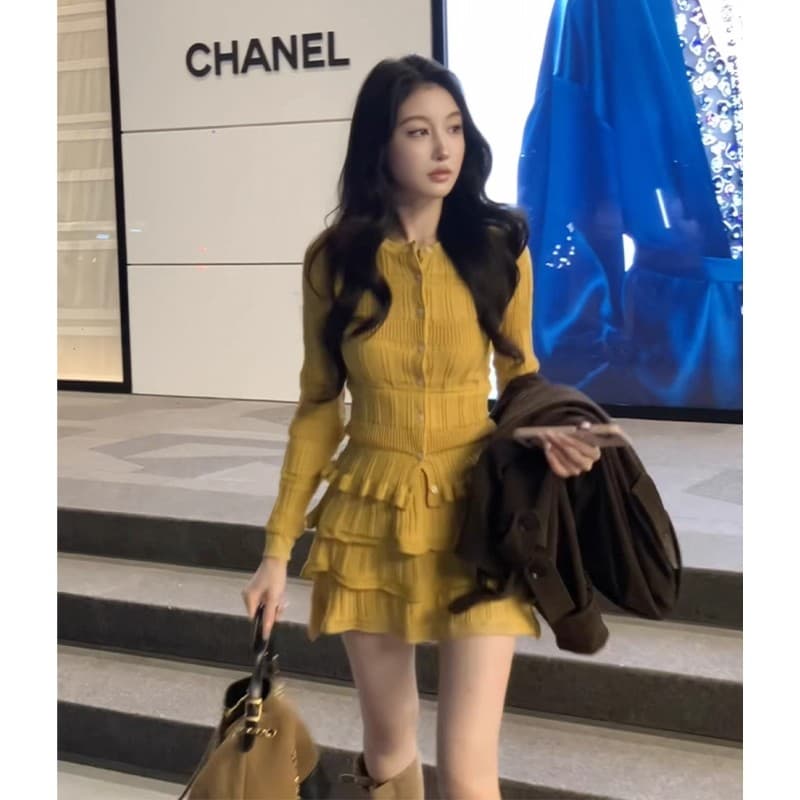2026 슈퍼 화재 한 부서 착용 가져 가라. 전체 집합 조기 가을 여성 의류 니트 카디건 코트 레이스 미니 스커트 투피스 슈트