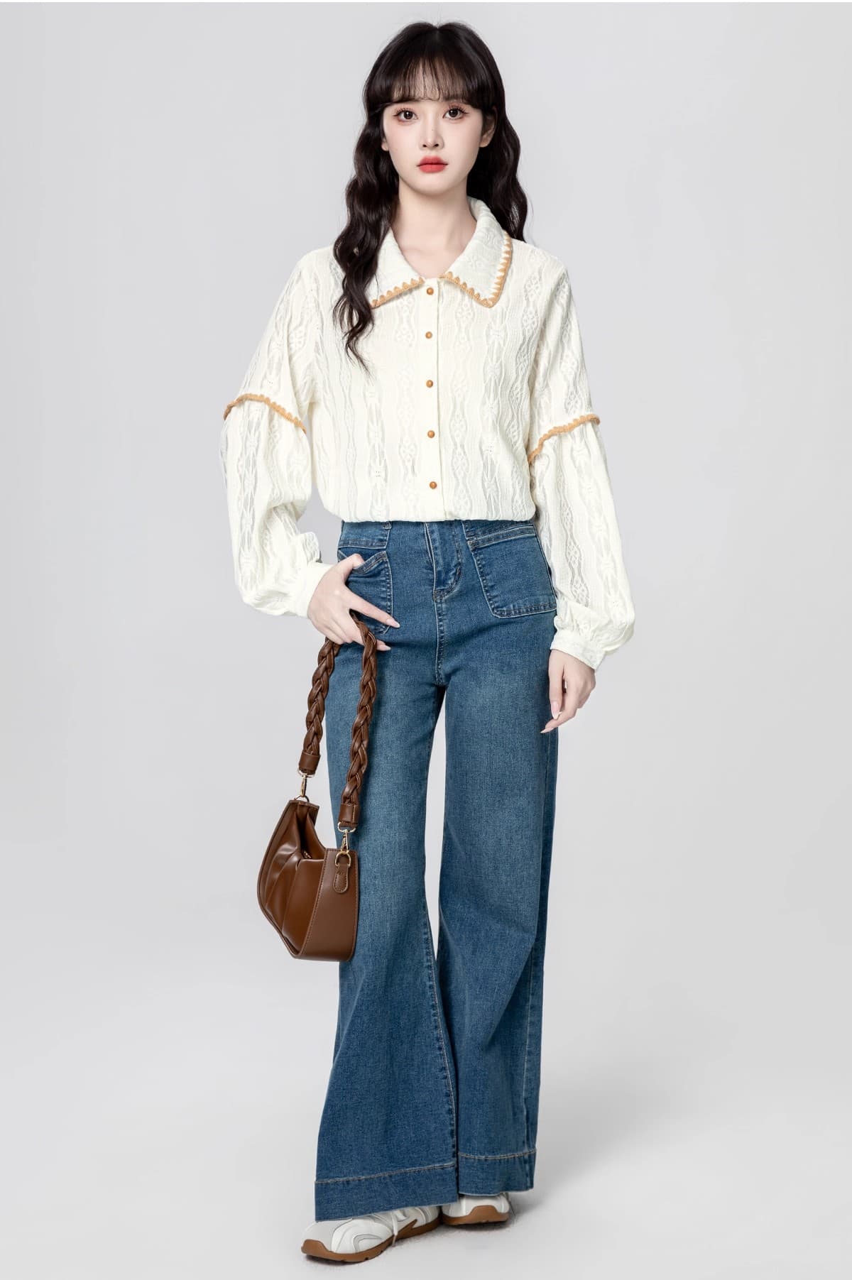베이지 색 POLO 칼라 긴팔 여성 셔츠 봄 가을 2026 가을 새로운 디자인 센스 배색 폴로 칼라 셔츠 맨위 상세 이미지 7