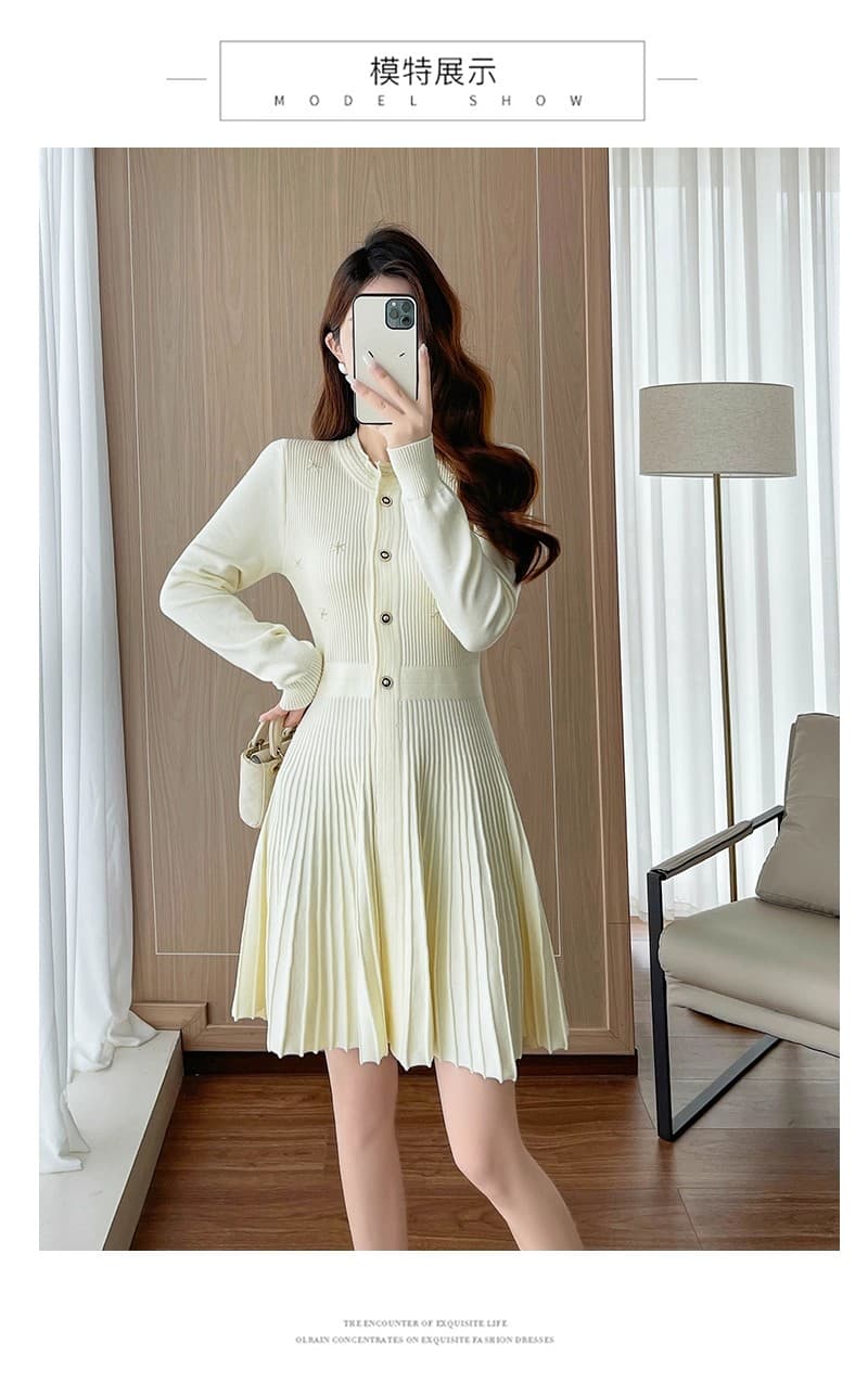작은 샤넬 스타일 니트 긴 소매 여성 드레스 가을 겨울 새로운 고급 센스 품격 몸매 가꾸기 슬림해 보이는 인사이드 가져 가라. 스웨터 치마 상세 이미지 4