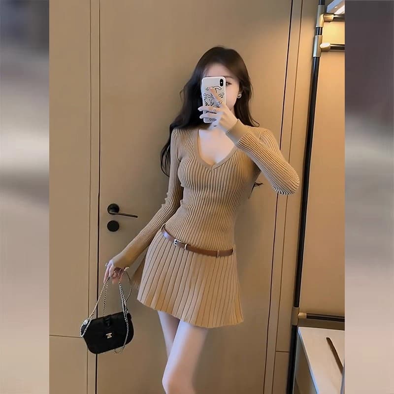 2026 이른 가을 새로운 프랑스식 카키 색 니트 허리 수축 여성 드레스 레트로 빛 요리 한 바람 몸매 가꾸기 만나는 미니 스커트 상세 이미지 7