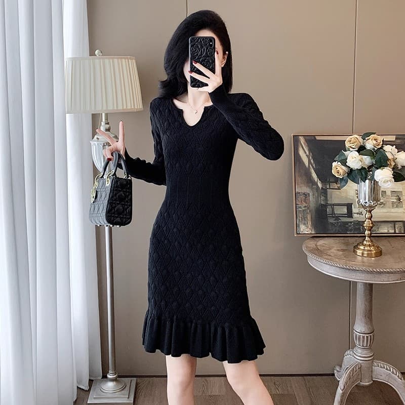 부드러운 작은 샤넬 스타일 가을 겨울철 달콤함 품격 홀로우 아웃 니트 드레스 인어 꼬리 타이트 스커트 스웨터 드레스 여성 기본 스커트 이미지 3