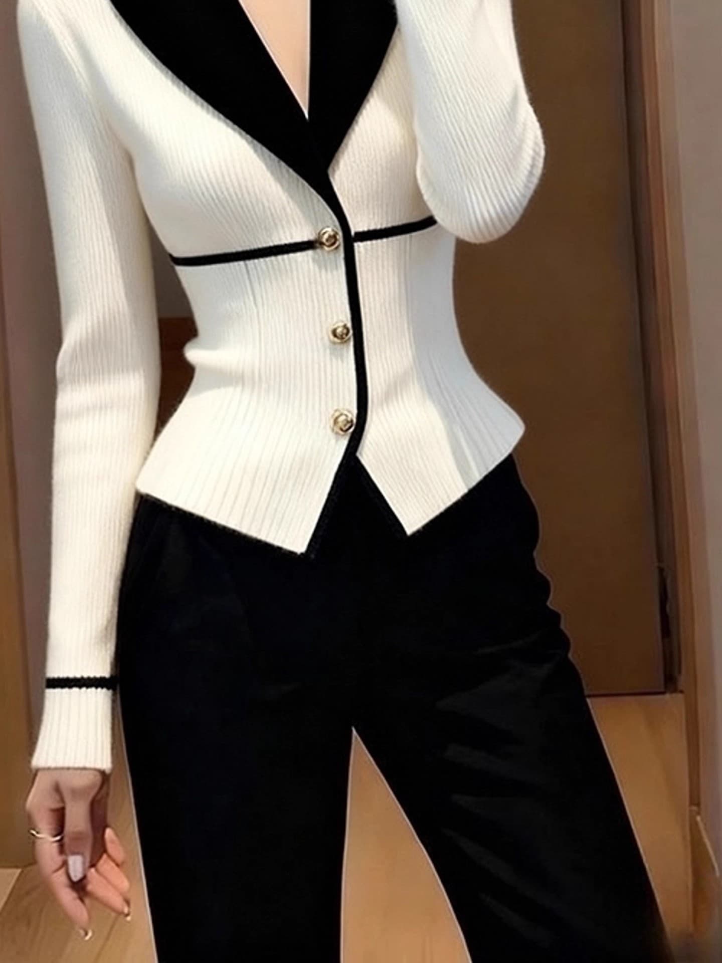 흑인과 백인 패치워크 니트 맨위 여성 가을 겨울철 자이언트 잘 생긴 작은 대중 아니요 명중 섹션 품격 고급 꼬집기 허리 스웨터 코트 이미지 4