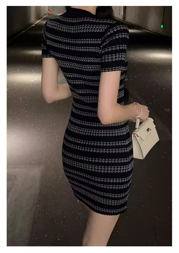 2026 년 여름 슬림해 보이는 품격 핫걸 여성 드레스 다용도 섹시함 허리 수축 패션 작은 샤넬 스타일 중간 길이 치마 상세 이미지 6