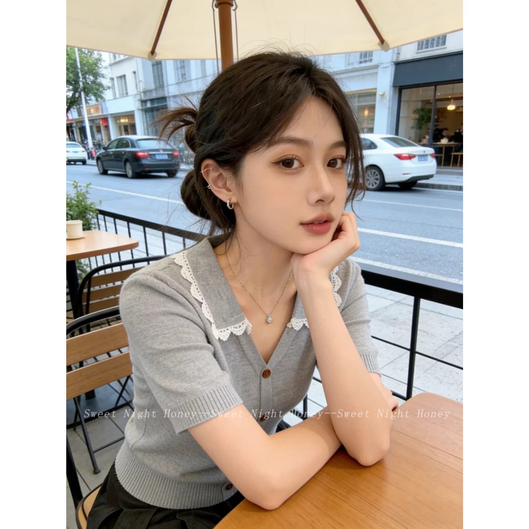 2026 여름 새로운 폭발 외국 가스 레이스 레이스 니트 스웨터 고급 센스 반팔 맨위 셔츠 여성 의류 상세 이미지 5