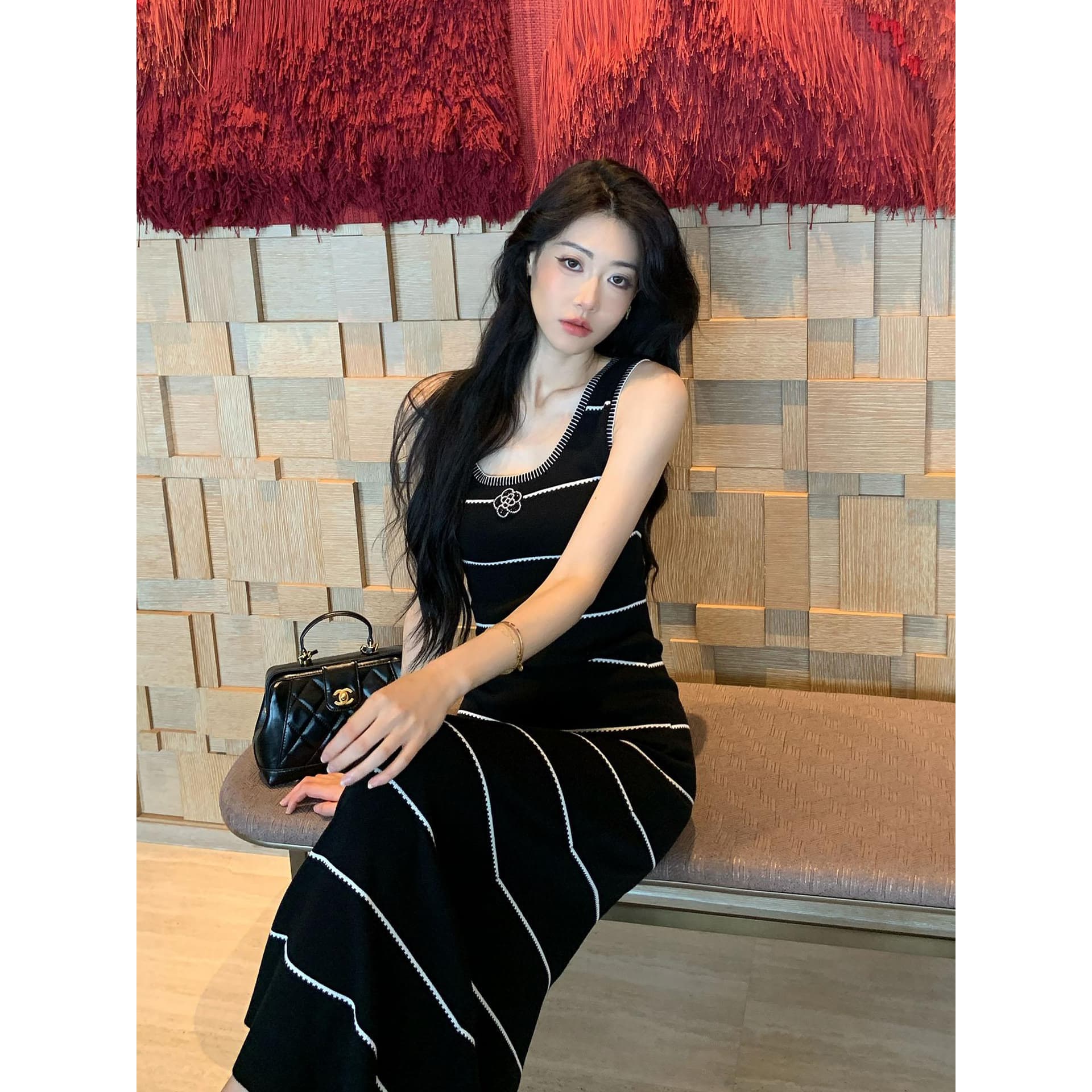 순수한 욕망 u 칼라 꽃 스트라이프 조끼 니트 여성 드레스 2026 여름 새로운 허리 수축 슬림해 보이는 다용도 길다 이미지 2