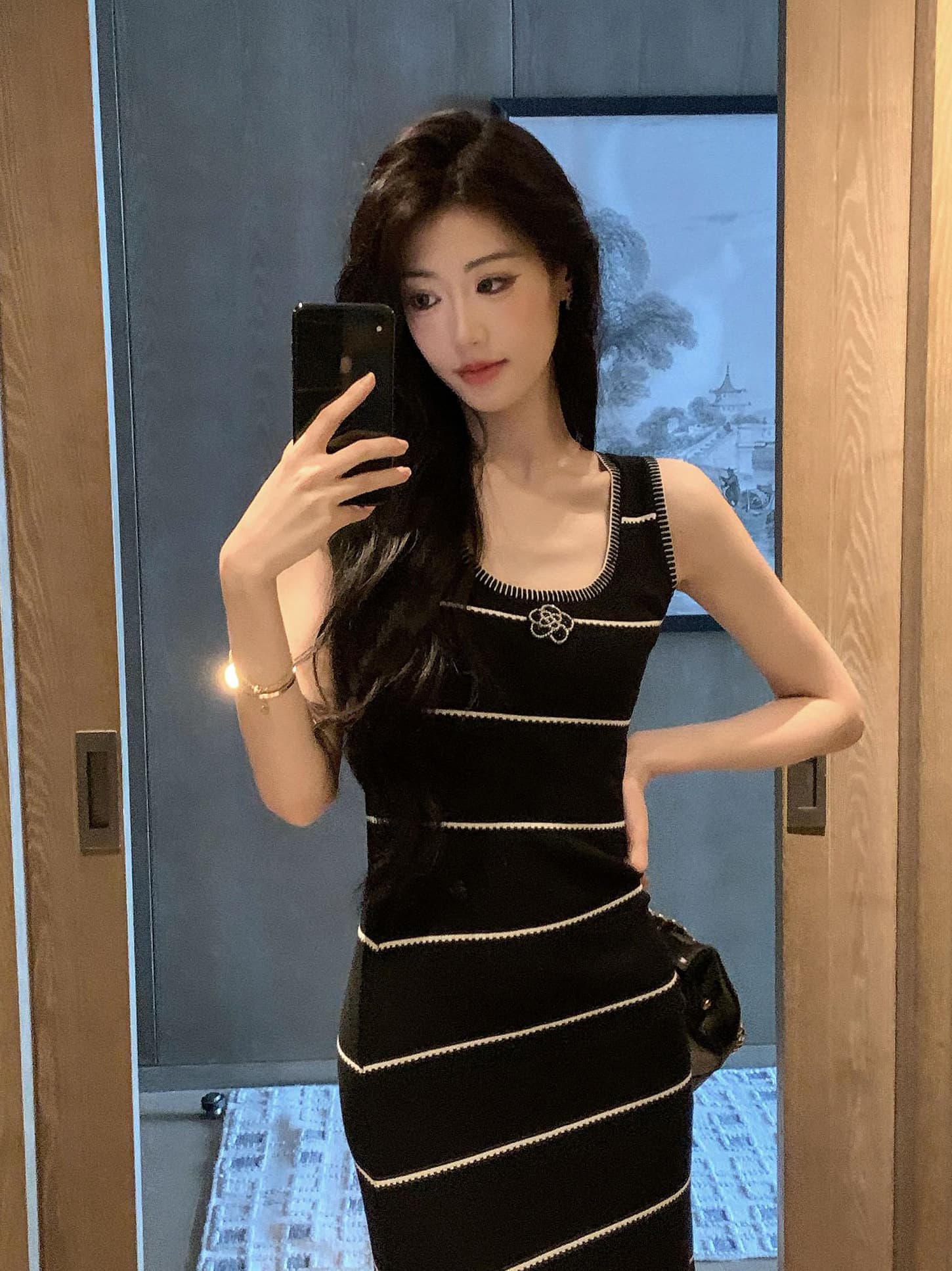 순수한 욕망 u 칼라 꽃 스트라이프 조끼 니트 여성 드레스 2026 여름 새로운 허리 수축 슬림해 보이는 다용도 길다 상세 이미지 4