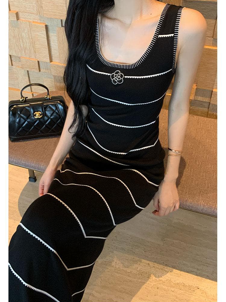 순수한 욕망 u 칼라 꽃 스트라이프 조끼 니트 여성 드레스 2026 여름 새로운 허리 수축 슬림해 보이는 다용도 길다 상세 이미지 8