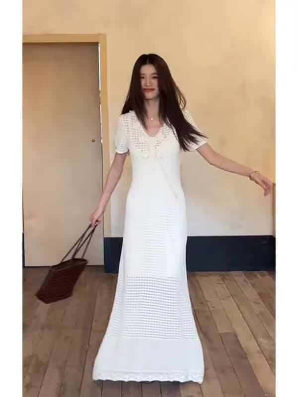 휴가 바람 품격 빨간색 V넥 드레스 여성 의류 2026 여름 새로운 패션 홀로우 아웃 허리 수축 아름다운 롱 스커트 상세 이미지 3