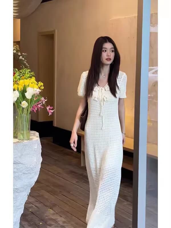 휴가 바람 품격 빨간색 V넥 드레스 여성 의류 2026 여름 새로운 패션 홀로우 아웃 허리 수축 아름다운 롱 스커트 상세 이미지 4