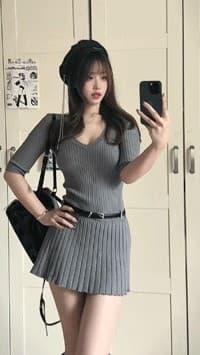 화이트 워터 여성 고대 조기 아름다움 센스 구덩이 기사 V넥 니트 여성 드레스 이른 가을 한 부서 분위기 센스 허리 수축 치마 상세 이미지 4