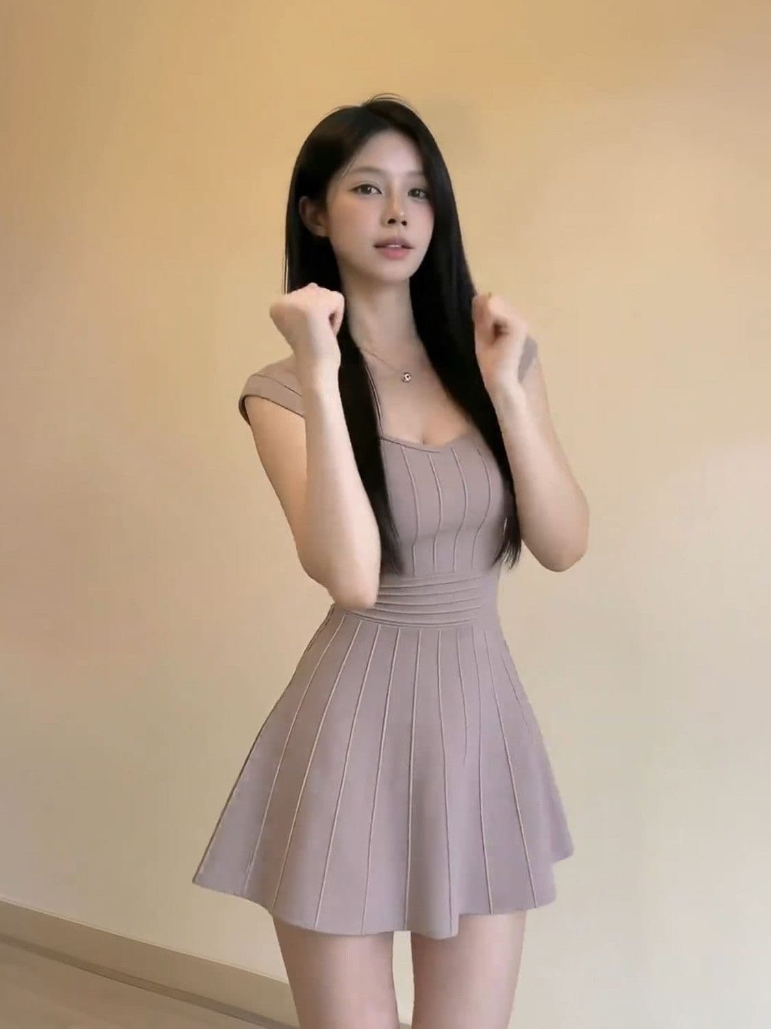 프랑스식 명문 여성 품격 슬립 여성 드레스 2026 여름 새로운 순수한 욕망 하이웨이스트 허리 수축 슬림해 보이는 한 마디 미니 스커트 상세 이미지 7