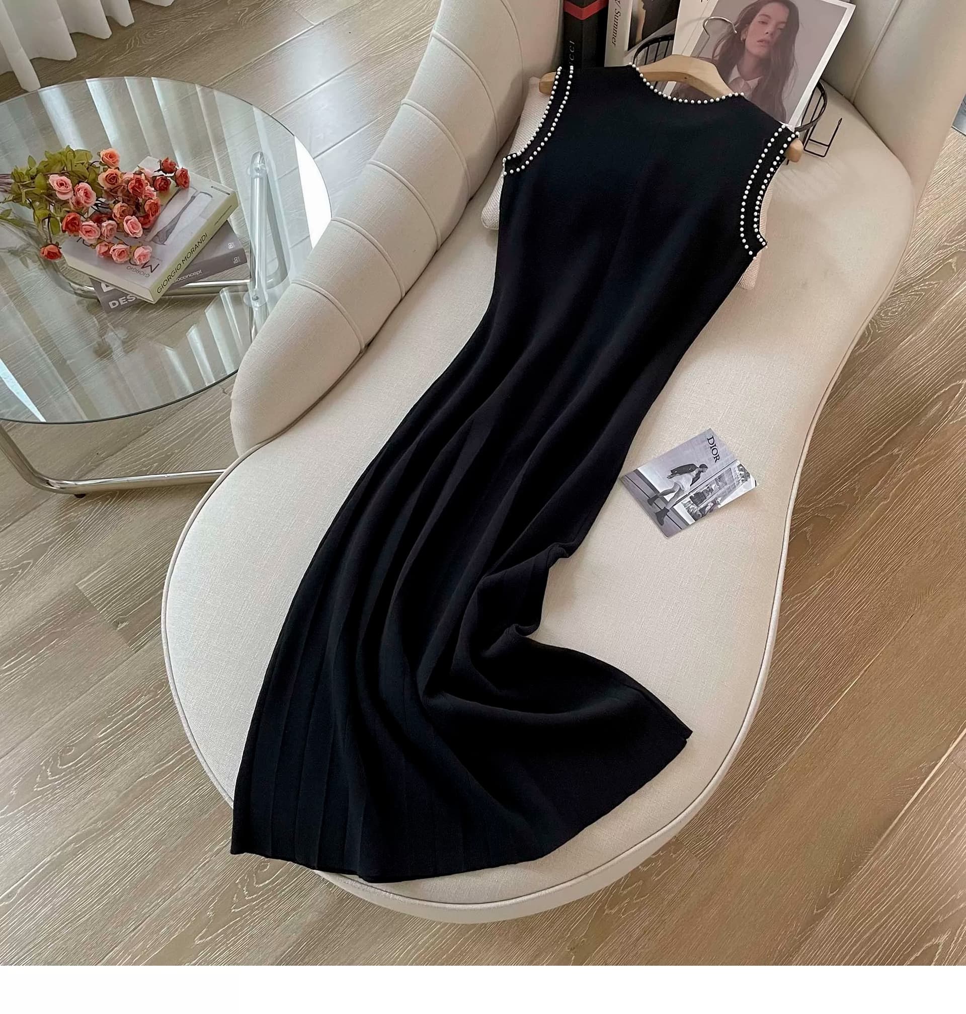로드 중 여름 부드러운 작은 샤넬 스타일 라운드 넥 얼음 실크 니트 드레스 몸매 가꾸기 품격 타이트 스커트 중간 길이 티셔츠 치마 상세 이미지 20